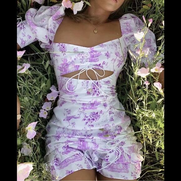 X REVOLVE Lovely Mini Dress in Lilac
For Love & Lemons
Color:Lilac - Picture 1 of 6